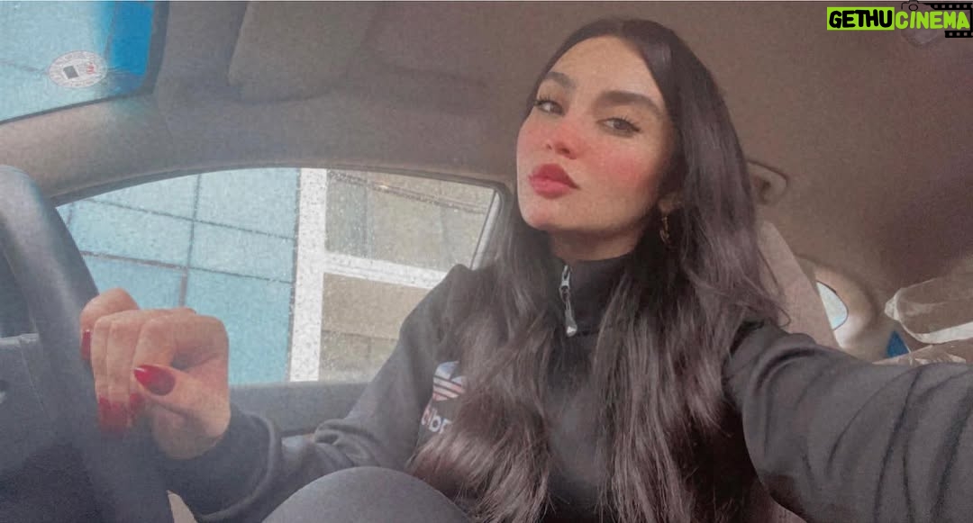 Esraa Al Aseel - 17.5K Likes - صباحكم حب وسعادة وراحة بال 🤍
#esra_alaseil #اسراء_الاصيل #the_princess
