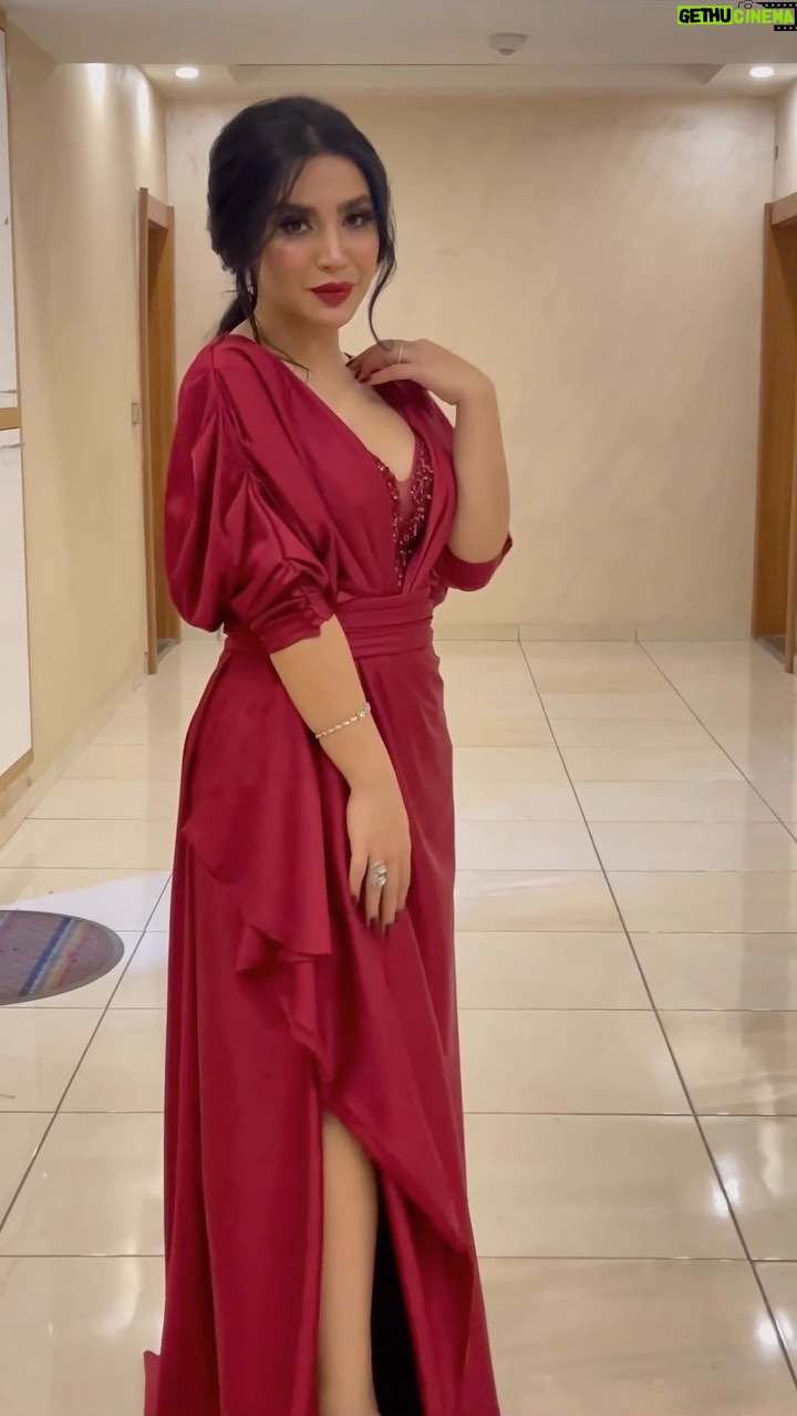 Esraa Al Aseel - 60K Likes - Happy valentine’s day ♥️
#esra_alaseil #اسراء_الاصيل #the_princess #valentine