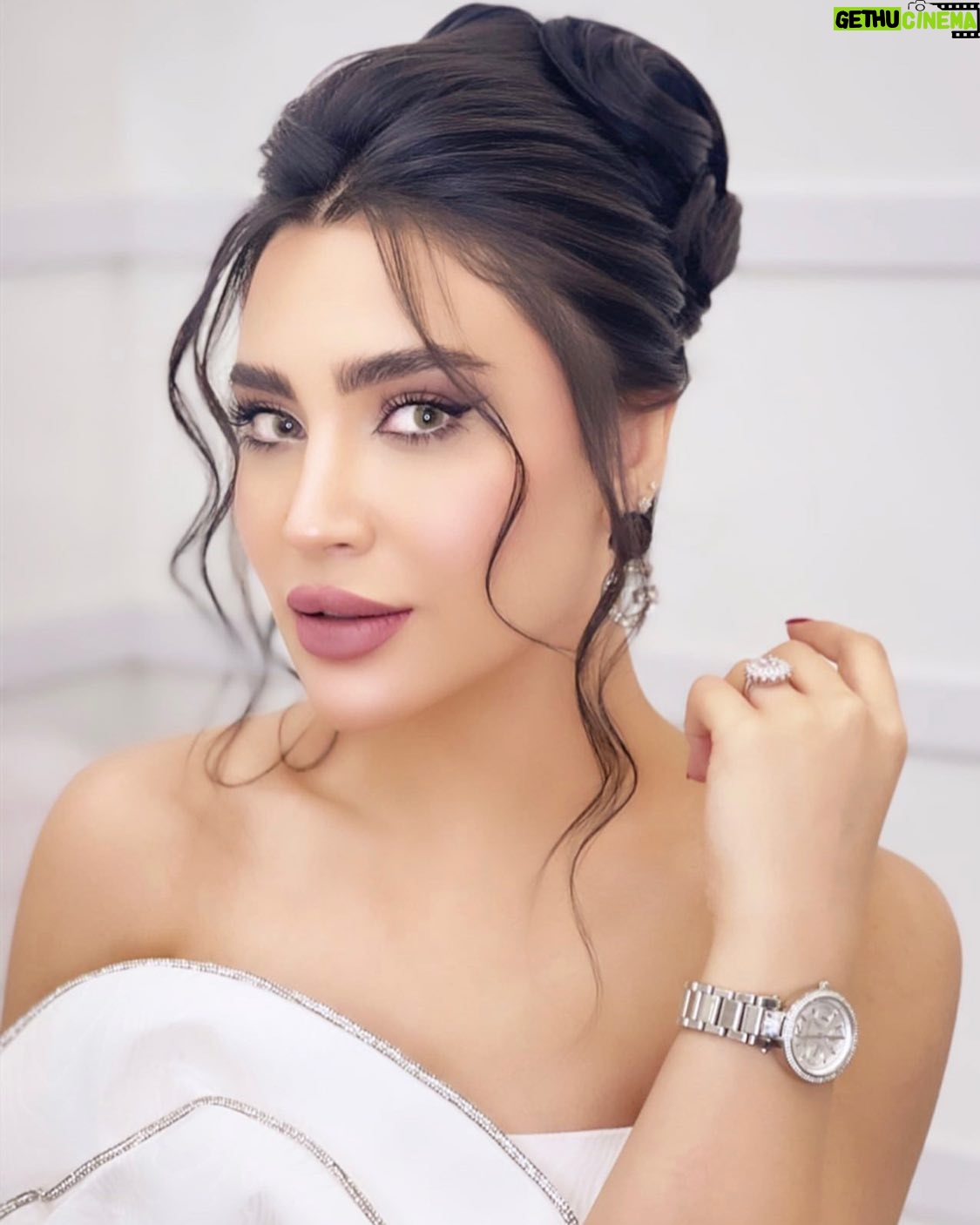 Esraa Al Aseel - 18.6K Likes - من حفل Corleone - Erbil
Dress : @jouman.boutique
Hair : @fadycoiffure
#اسراء_الاصيل #esra_alaseil #ازمة_وتنتهي #the_princess #alremas_princess #art #celebrity #celebration #singers #songs #فن #اغاني
