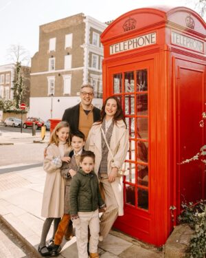 Eva Amurri Martino Instagram - The One Where I Turned 40 In London 🇬🇧❤️🥹 

One of my favorite things we did in London was create official memories with @flytographer. There is something so important and special about having every member of our family in the photo, and I know I will treasure these images for decades to come. 😭 I can’t believe how big my kids are looking now. 

I actually have used Flytographer many times in the past, and I’ve been obsessed with how easy it is to find a really high-quality photographer in nearly any destination. I’ve always been so impressed with the images! I booked with them when we were in Rome a couple of years ago, and I even used them for my bachelorette party images in New Orleans 🥳

If you want to try @flytographer for an upcoming trip, I have a special code for you! Use HAPPILYEVA50 for $50 off your first booking or gift card. Valid through the end of the year! (Pssst, this makes a great Mother’s Day gift, fellas!)

#londonfamilyphotographer #familyphotos #flytographer #gifted 

📷: @flytographer