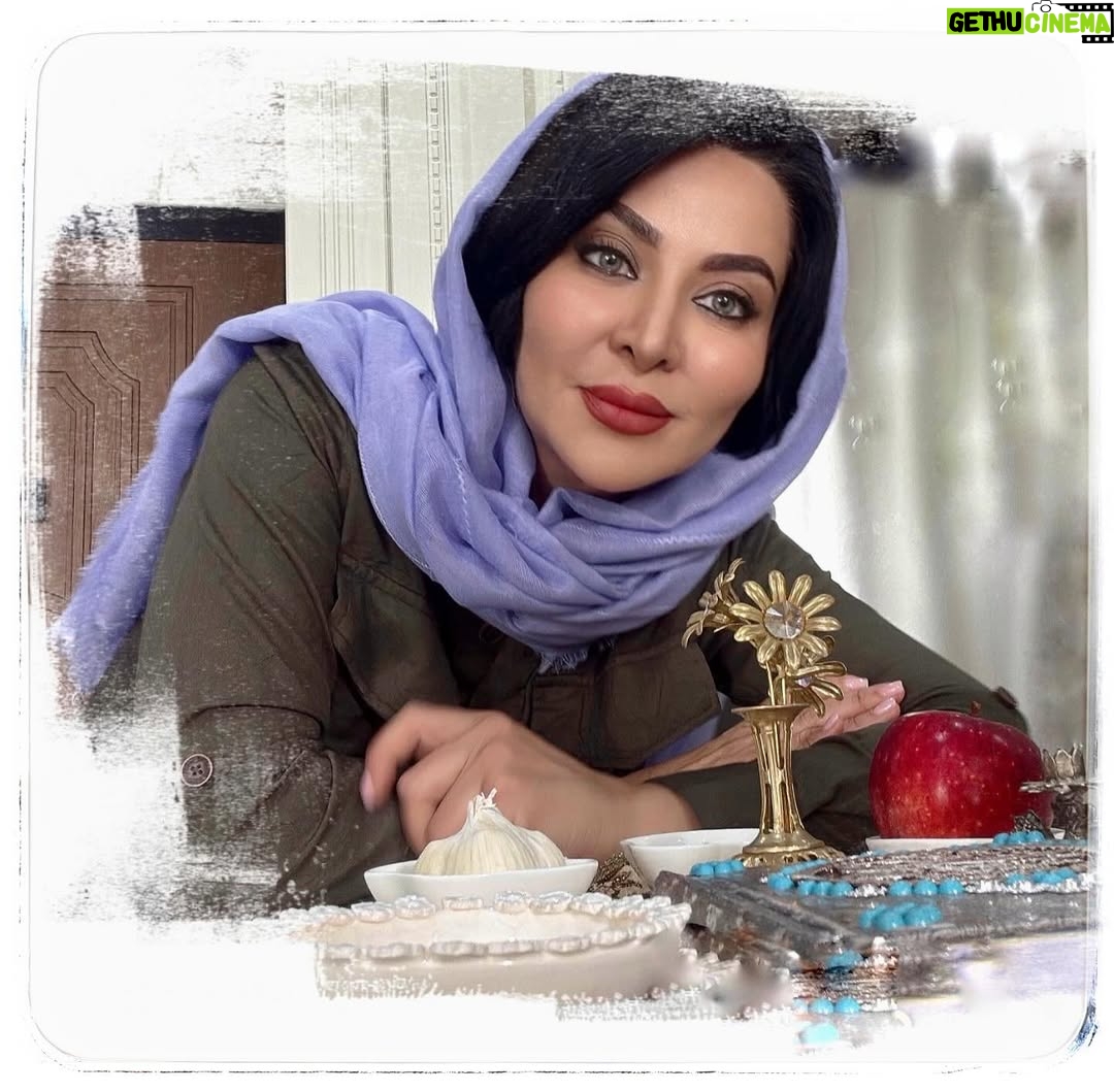 Faghiheh Soltani - 7.1K Likes - خداوندا
در این روز نو
برای نیکان و نیکجویان
از تو خیر و خوشی
و برای بدان و بدجویان
شفای روح
از تو خواهانم
🙌🏼💖
عزیزان و همراهان وفادار
#سال_نو_مبارک❤️
#۱۴۰۴سال_نو
#فقیهه_سلطانی #تبریک_عید #بازیگر#بازیگران_ایرانی