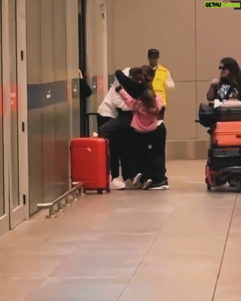 Faloon Larraguibel - 180K Likes - 3 meses sin verlos ❤️