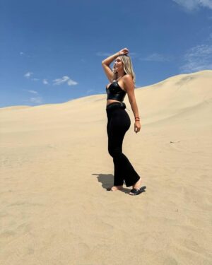 Faloon Larraguibel Instagram - Gracias a todos por sus mensajes de apoyo y cariño 🫰🏻
COMENZÓ ESTA AVENTURA 🔥
.
.
.
¿Qué les pareció el primer capítulo? 👀