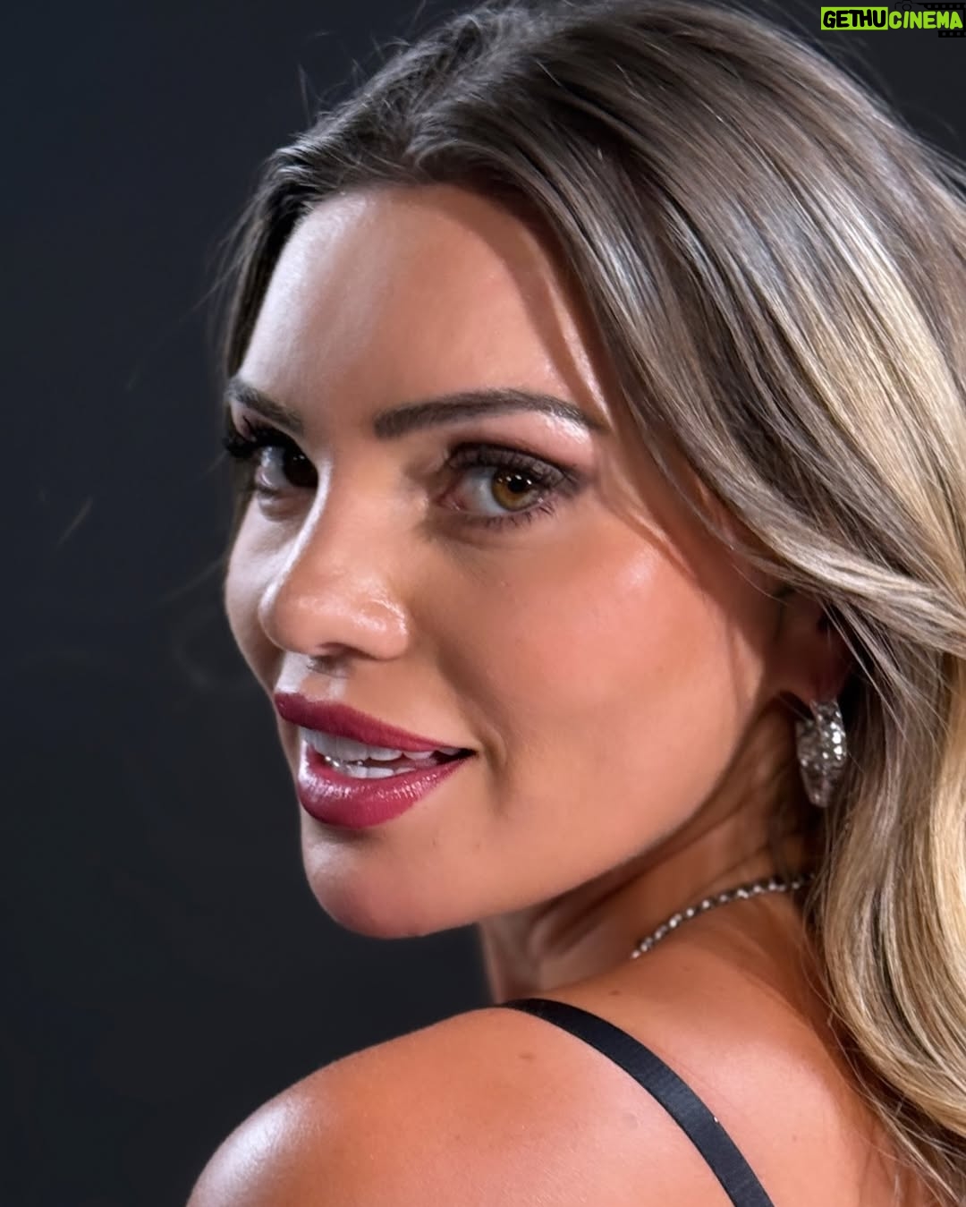 Faloon Larraguibel - 39.8K Likes - Si dudas de ti misma, recuerda todo lo que ya has superado ✨