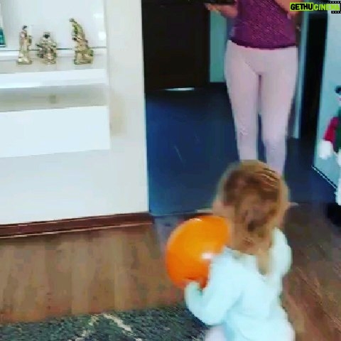 Faloon Larraguibel - 22.1K Likes - Feliz cumpleaños al niño mas tierno del mundo! Mi principe mas bello y cariñoso, amamos esa sonrisa, gracias por hacernos feliz! Por alegrarnos la vida! Te amo JP #FelizcumpleJP #4años