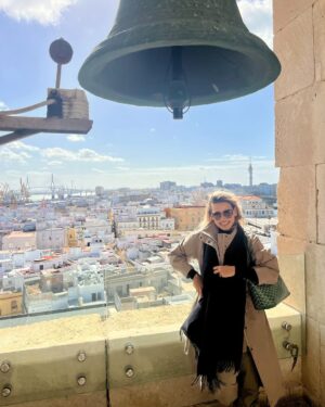 Fanny Lu Instagram - Semana Santa 2025. Siempre podemos renacer … Andalucía, cultura y respeto por la tradición, cantares, llanto y oración … Gracias por estos días 🇪🇸