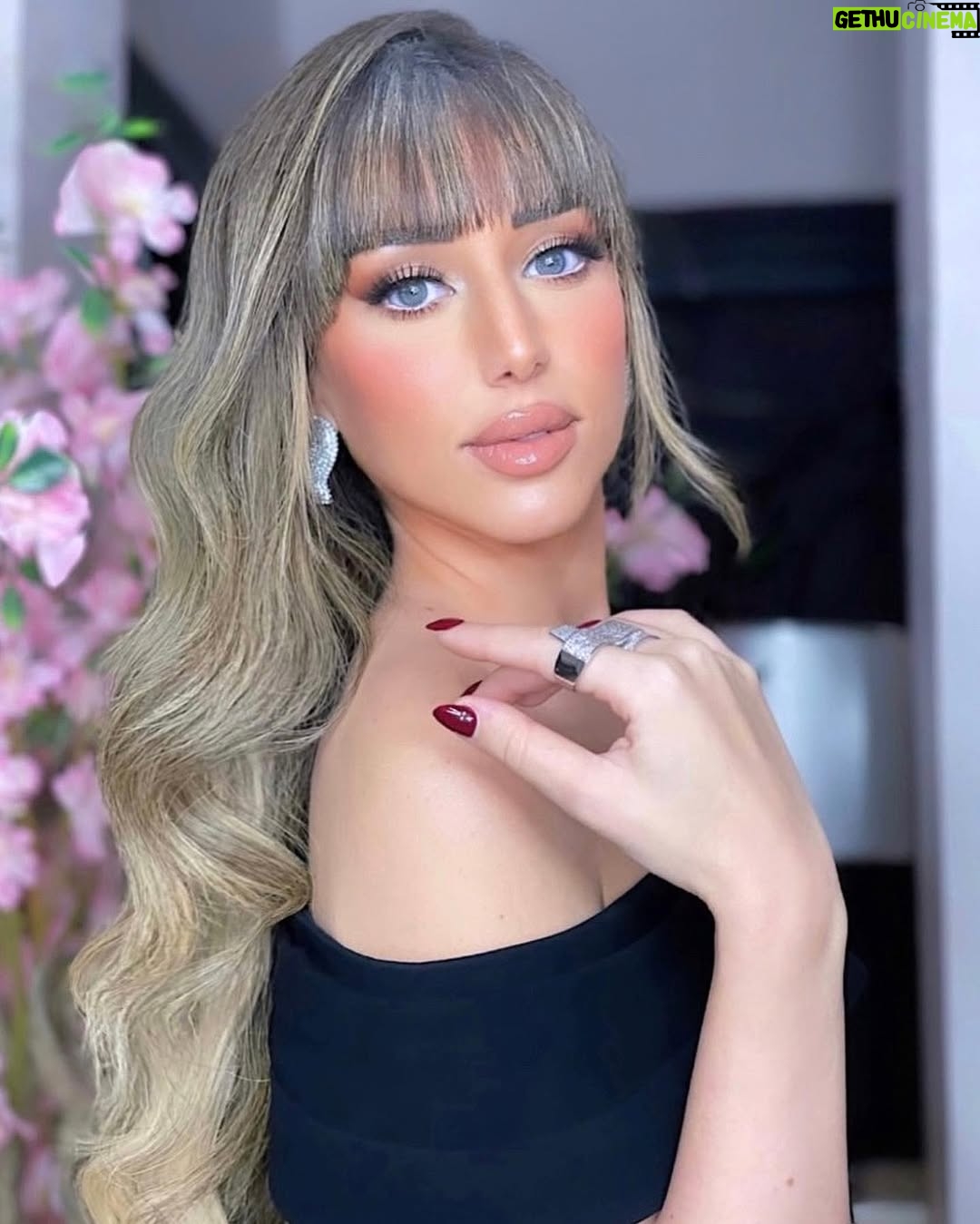 Farah El Zahed - 62K Likes - 🌸🤍