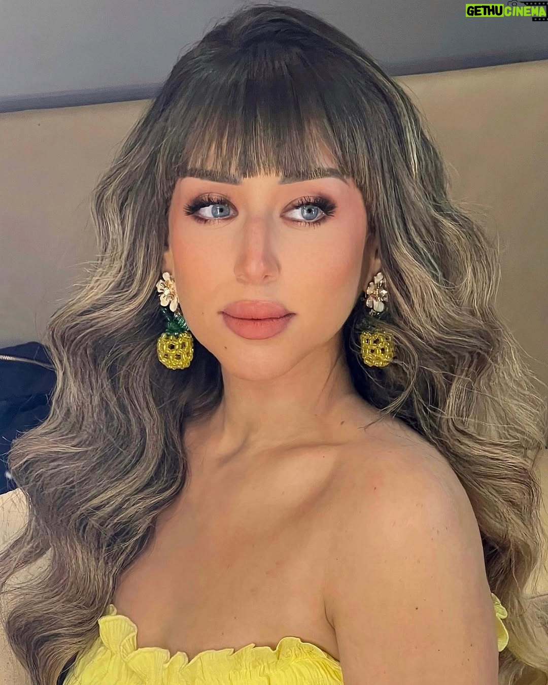 Farah El Zahed - 48.2K Likes - Some BTS while filming Sugar Daddy.. 🍍🩵
Thank you all for the sweet messages I’m receiving about Nermin and I’m so glad you guys loved her as much as I did
You still didn’t watch the movie yet?!
فيلم #شوجر_دادي حالياً بجميع دور العرض في مصر و العالم العربي
Watch and let me know your feedback 🫶🏻
MUA @faceartistrybyshahd