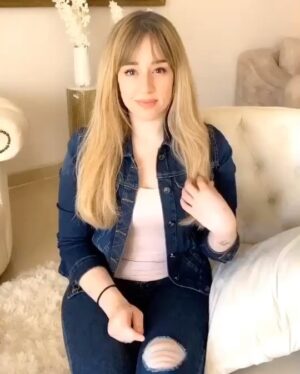 Farah El Zahed Instagram - Sign languages deserve to be heard too ❤️