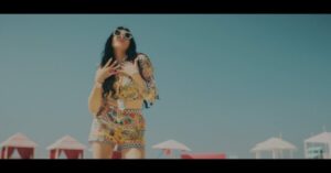 Fati Jamali Instagram - Tab Tab Next Friday 15th October 🧚‍♀️
Written by @fatijamaliofficiel @atifzinachi 
Produced by @atifzinachi 
Directed by @gouninhamza 
Colorist @abdo.be_ 
Photographe @mohssine.bassit 
Production Director @mehdibben 
Hair Style @betty.hairstylist 
Makeup @makeupby_mimo 
Stylist @moradantonio 
Graphic Design @ahmedlasri