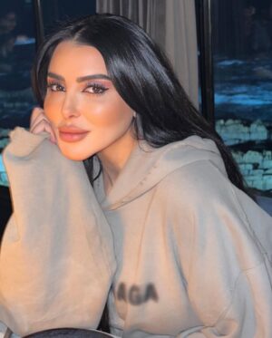 Fati Jamali Instagram - I've been done
I've been moving on.🧚🏻‍♀️