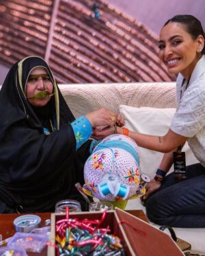 Fatima Al Safi Instagram - من أحلى اللحظات اللي عشتها ، تجربة "الفورمولا ١ " أمس  في ابوظبي ، لحظات من الحماس عشناها وسط أجواء خياليه ..
السباق النهائي كان ولا غلطه من ناحية التنظيم و المُتعه حدث عالمي على مستوى عالمي.  شكراً
@visitabudhabi 
@abudhabigp 
#inabudhabi 
‎#في_ابوظبي 
🏎️💨🏁