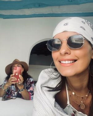 Fatima Zahra Qanboua Instagram - @samia_akariou 😘😘😘