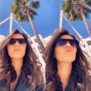 Fatima Zahra Qanboua Instagram - if you feel happy, Smile with all your heart 💖