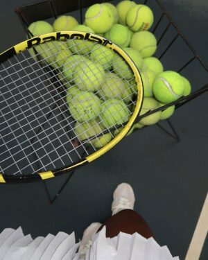 Fella Makafui Instagram - Found me a new hobby 😊 🎾 

Who else loves tennis? 

Outfit: @symmetrygears