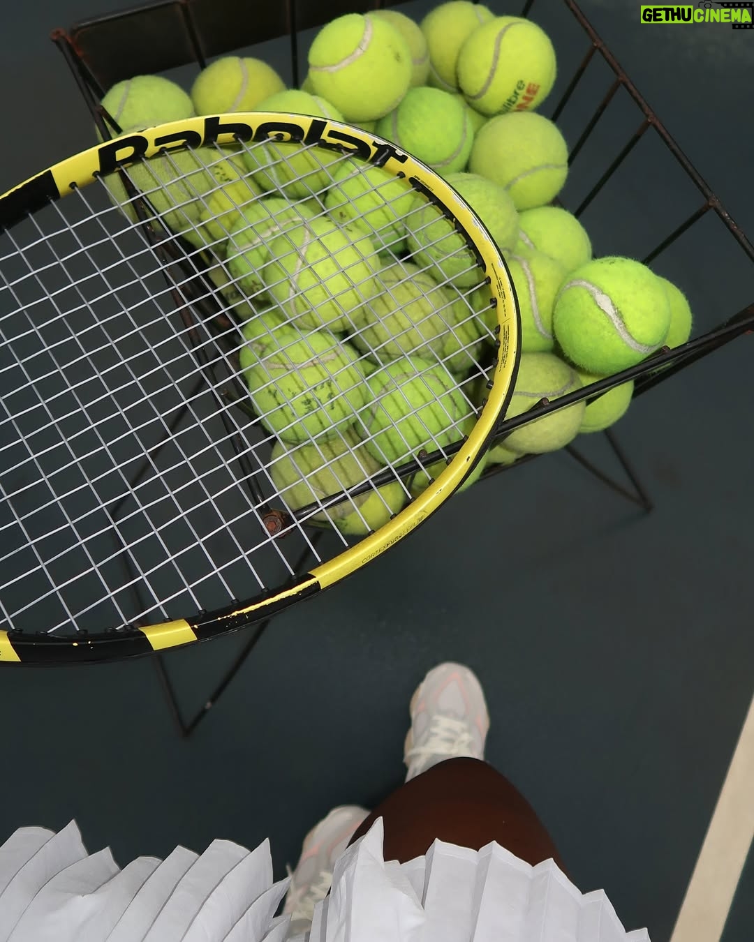 Fella Makafui - 44.4K Likes - Found me a new hobby 😊 🎾
Who else loves tennis?
Outfit: @symmetrygears