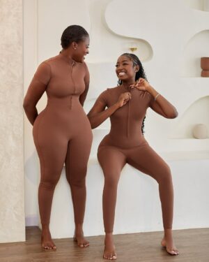 Fella Makafui Instagram - Introducing Snatched Flex by SIMPLY SNATCHED @simplysnatched_ 🌟 Versatile style and performance for workouts and daily life. #SnatchedFlex #SimplySnatched #FitnessFashion

☎️: 0593333964
@simplysnatched_

Cc: @wehndie_ 
Photography: @xhibitphotography