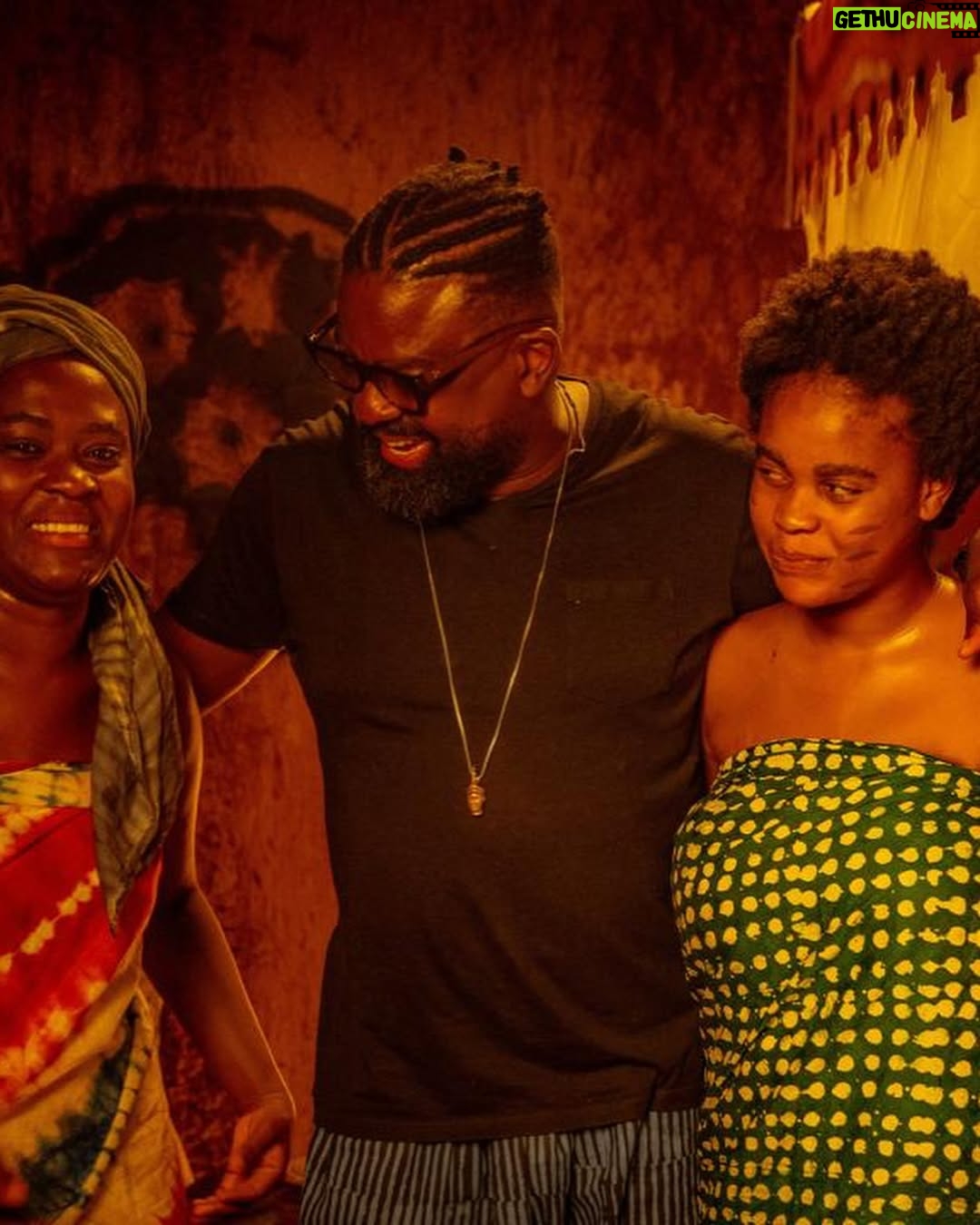 Fella Makafui - 55.9K Likes - Meet “ABENA “ of ANIKULAPO s2
Director: @kunleafo
Location: @kapfilmvillageandresort
@naijaonnetflix
Cc: @julietyaaasantewaasante ❣️