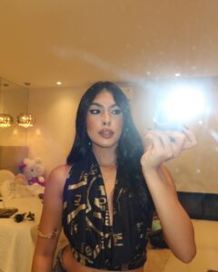 Actress Fernanda Concon HD Photos and Wallpapers April 2025