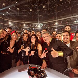 Filomena Cautela Instagram - Play 2025 🏒 

 @ineslopesgoncalves Por ti eu circulava às oito na IC19 
Diria que vale a pena verem todas as fotos para confirmarem que a @saracorreiafado foi a única que conseguiu ficar incrível em TODAS.. Rainha. 

E obrigada pois a quem montou aquele look executiva num zoom ou no Berghain, 
 @filipecarrico_styling e à  Frederica, @leandraoliveira_makeup
@maria_joao_andrade_hairstylist

Blazer @m.alves.goncalves top @stivali_boutiques @silviagnechimilano @kathiabuchojewellery e @21pr.conceptstore

Foto @laranetomakeup :)