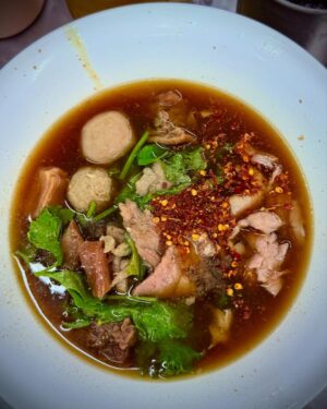 Fiona Xie Instagram - Gastronomical adventures in Bangkok. 
Feasting like it’s an actual sport. 
Favourite restaurant this trip hands down @villafrantzen and my absolute fav beef noodles @wattanapanich_thenine 
Yummy in my tummy!!!