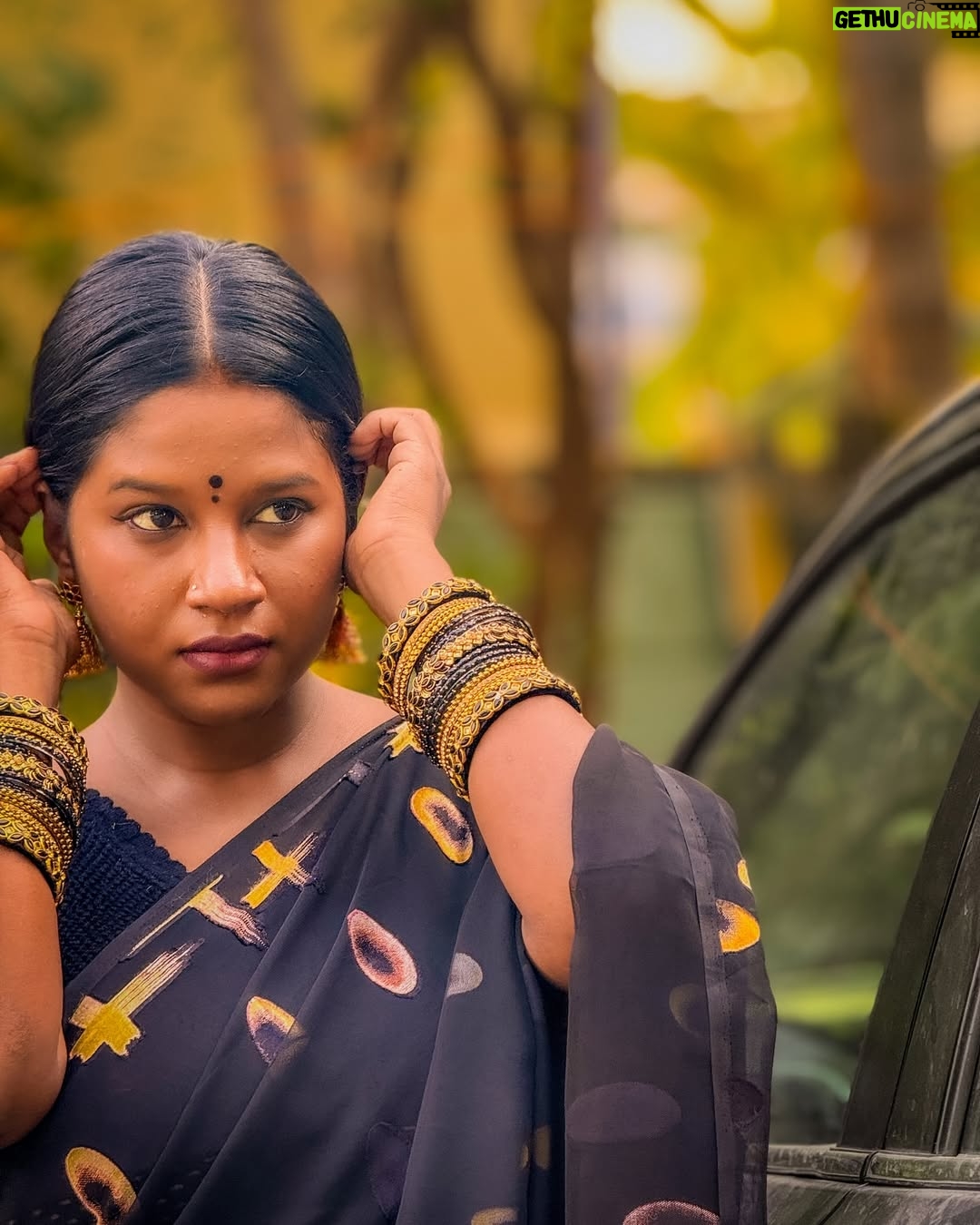 Gabriella Sellus - 22.6K Likes - 🪶
Bangles @bangles_by_theblingstudio
