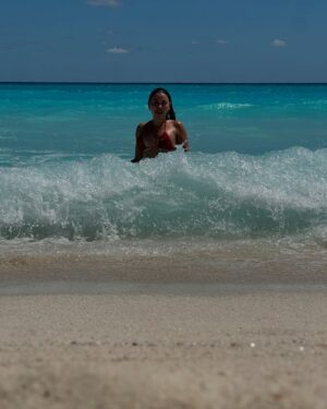 Gaby Ramirez Instagram - Que foto les gustó más 
Escríbanme cuál y por qué ❤️❤️❤️❤️❤️❤️❤️❤️❤️❤️❤️❤️❤️❤️❤️❤️#cancun #cancun🌴 #cancunmexico #gabyramirez