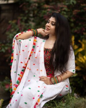 Gayathri Shan Instagram - 💐