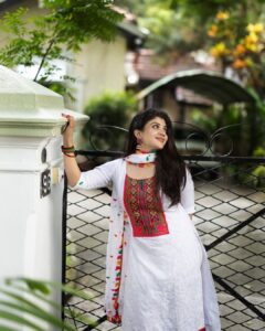 Actress Gayathri Shan HD Photos and Wallpapers March 2025