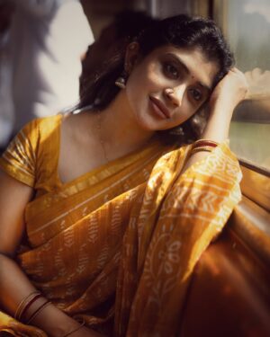 Gayathri Shan Instagram - Unleashing my inner goddess 🧡