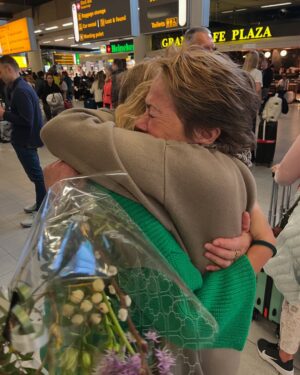 Geraldine Kemper Instagram - Mama op Schiphol❤️