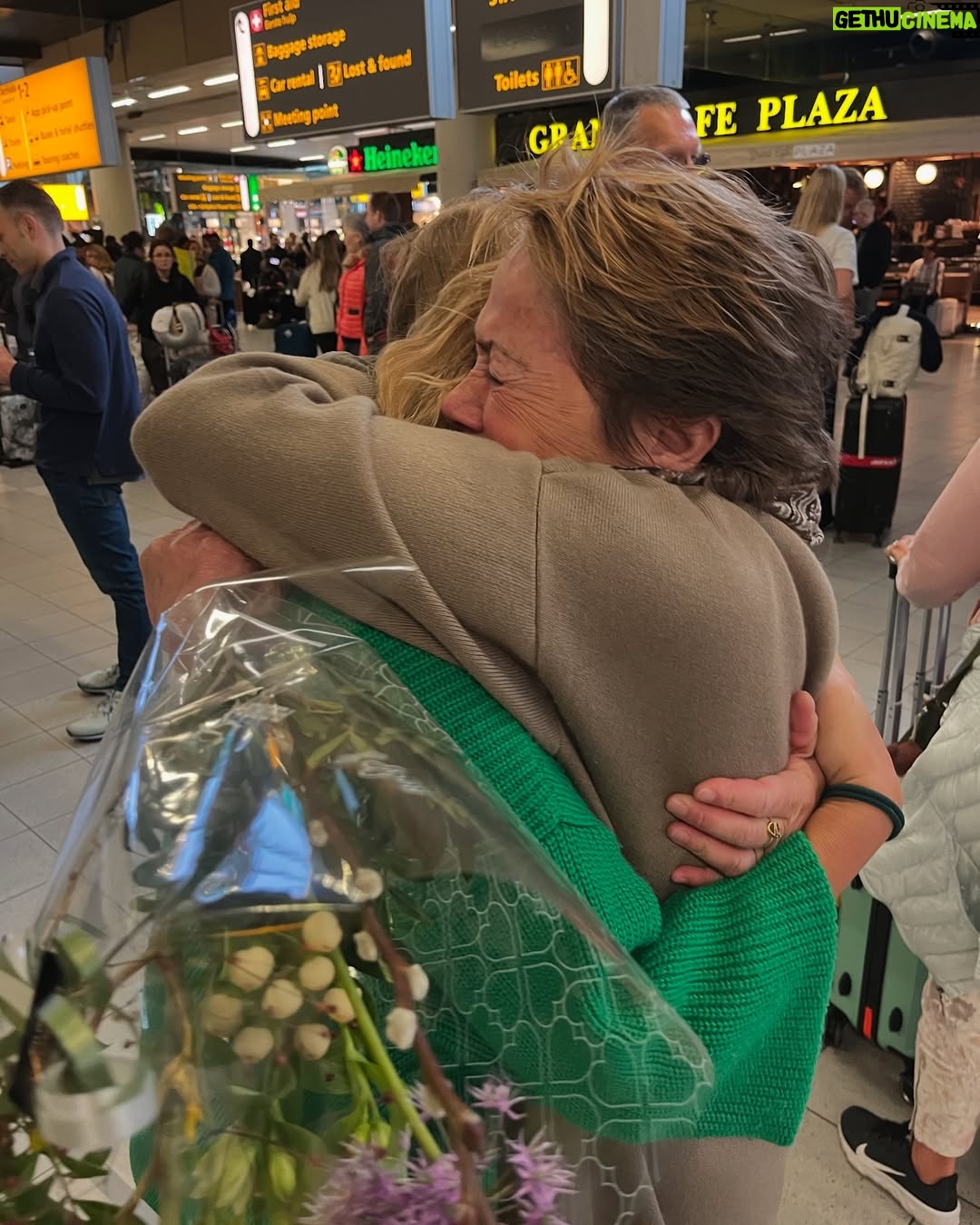 Geraldine Kemper - 3 Likes - Mama op Schiphol❤️