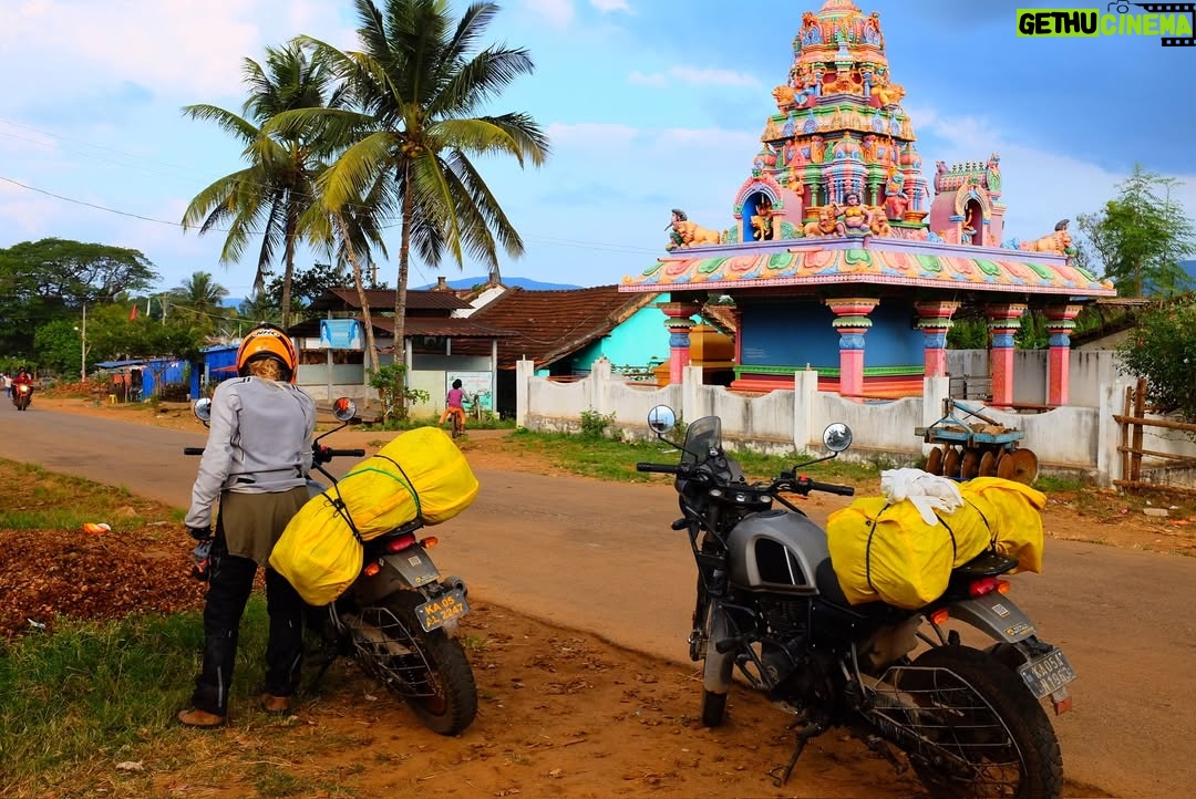 Geraldine Kemper - 3 Likes - Meer fotos van deze fantastische trip door India. Nog een beetje uit Karnataka. Maar..
Binnenkort meer over Meghalaya en Assam
staten in het Noord Oosten van India 🌎🌴💚 weer met de motor♥️
..en ik zal jullie meenemen naar het grootste Religieuze Festival ter wereld.
Maha Kumbh ♥️