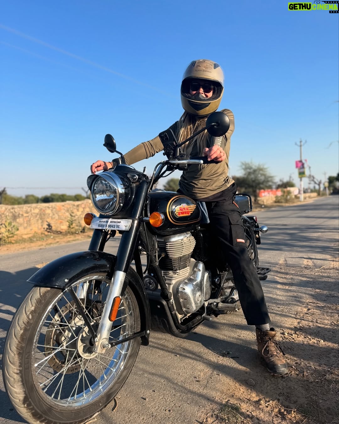 Geraldine Kemper - 3 Likes - Het laatste deel van onze reis door India. Rajasthan.
Binnenkort zal ik hier een filmpje posten.
Maar het was magisch.
Jaipur
Pushkar
Udaipur
Ranakpur
#india
#rajasthan