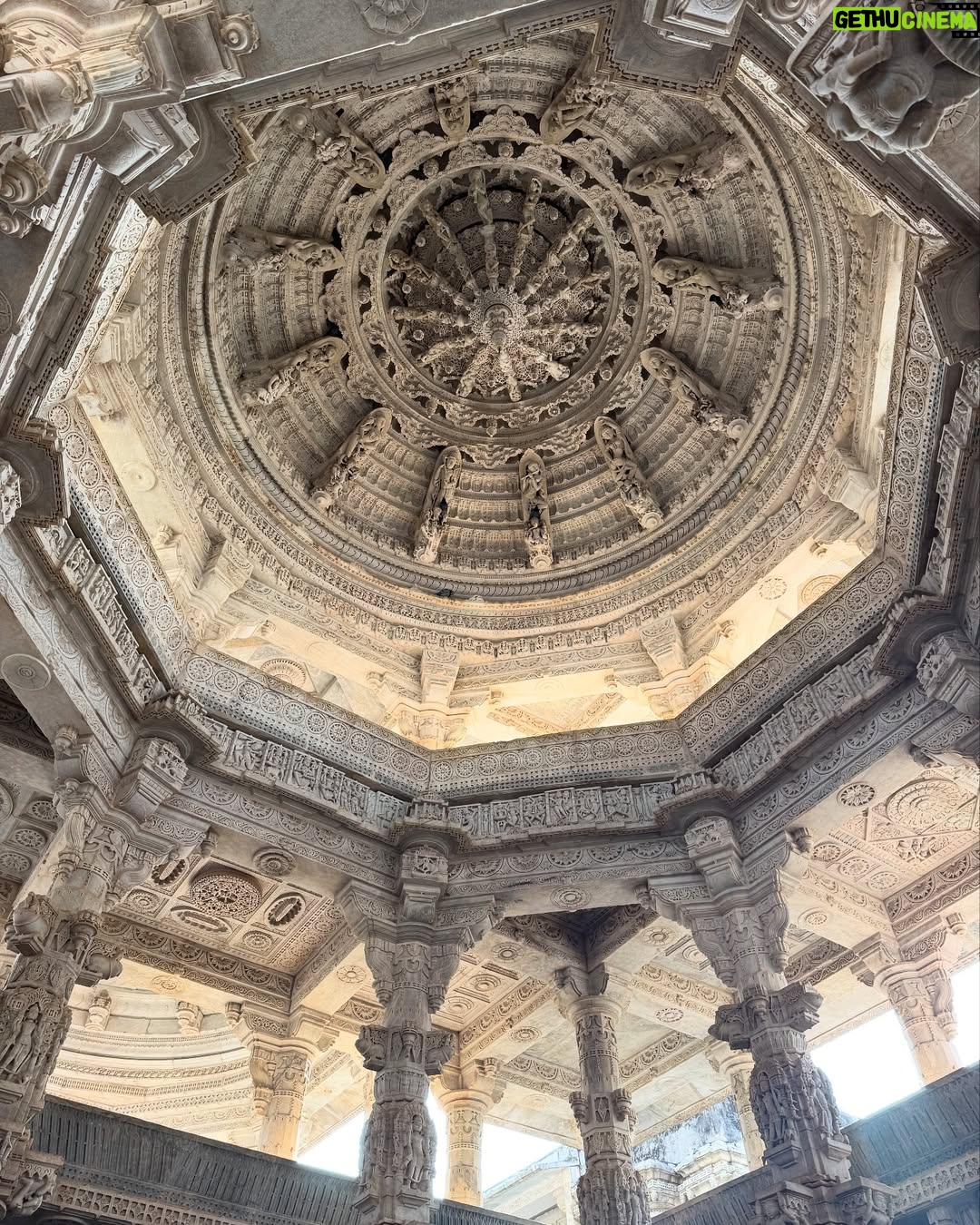 Geraldine Kemper - 3 Likes - Het laatste deel van onze reis door India. Rajasthan.
Binnenkort zal ik hier een filmpje posten.
Maar het was magisch.
Jaipur
Pushkar
Udaipur
Ranakpur
#india
#rajasthan
