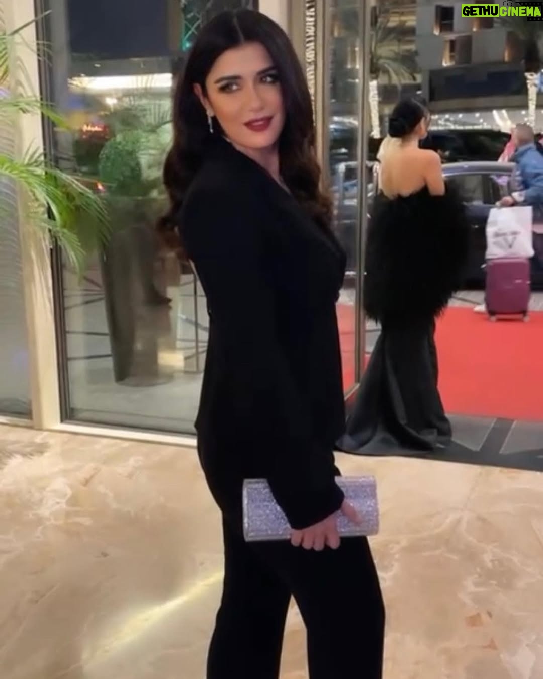 Ghada Adel - 57.7K Likes - From @joyawardss
Suit : @anippeofficial
Styled by : @nadakhedrr
Hair : @hairstyle_monnahh11
Makeup: @hanaa_mua
Jewelry: @jawharajewellery
@jawharaeg
