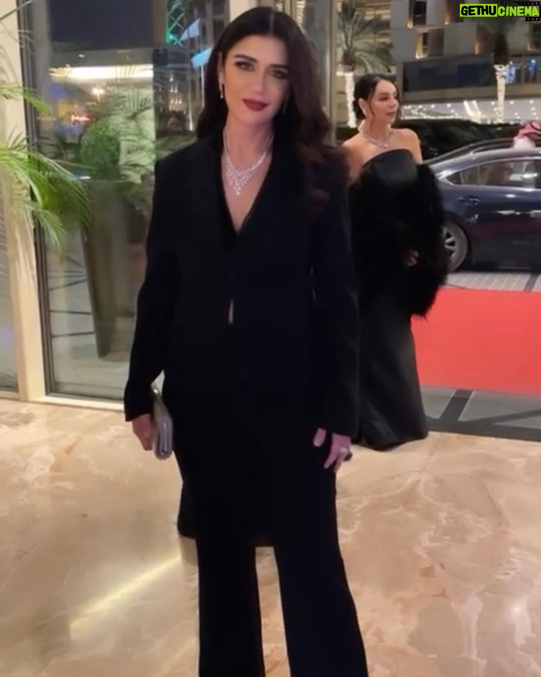 Ghada Adel - 57.7K Likes - From @joyawardss
Suit : @anippeofficial
Styled by : @nadakhedrr
Hair : @hairstyle_monnahh11
Makeup: @hanaa_mua
Jewelry: @jawharajewellery
@jawharaeg