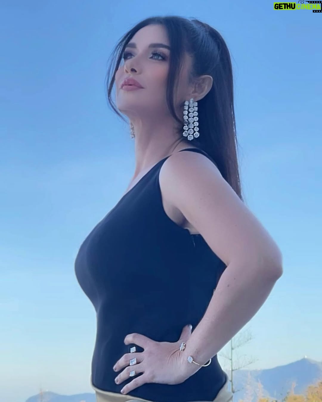 Ghada Adel - 261.7K Likes - سعيده جدا جدا بتكريمي في مهرجان تطوان العريق 🙏🙏 شكرا ده شرف كبير ليا
@festivalcinematetouan
Special thanks to my amazing team
Dress : @anippeofficial
Styling by : @nadakhedrr
Jewellery: @dimajewellery
Makeup: @madihabenyahia
Hair : @coindesprincessess