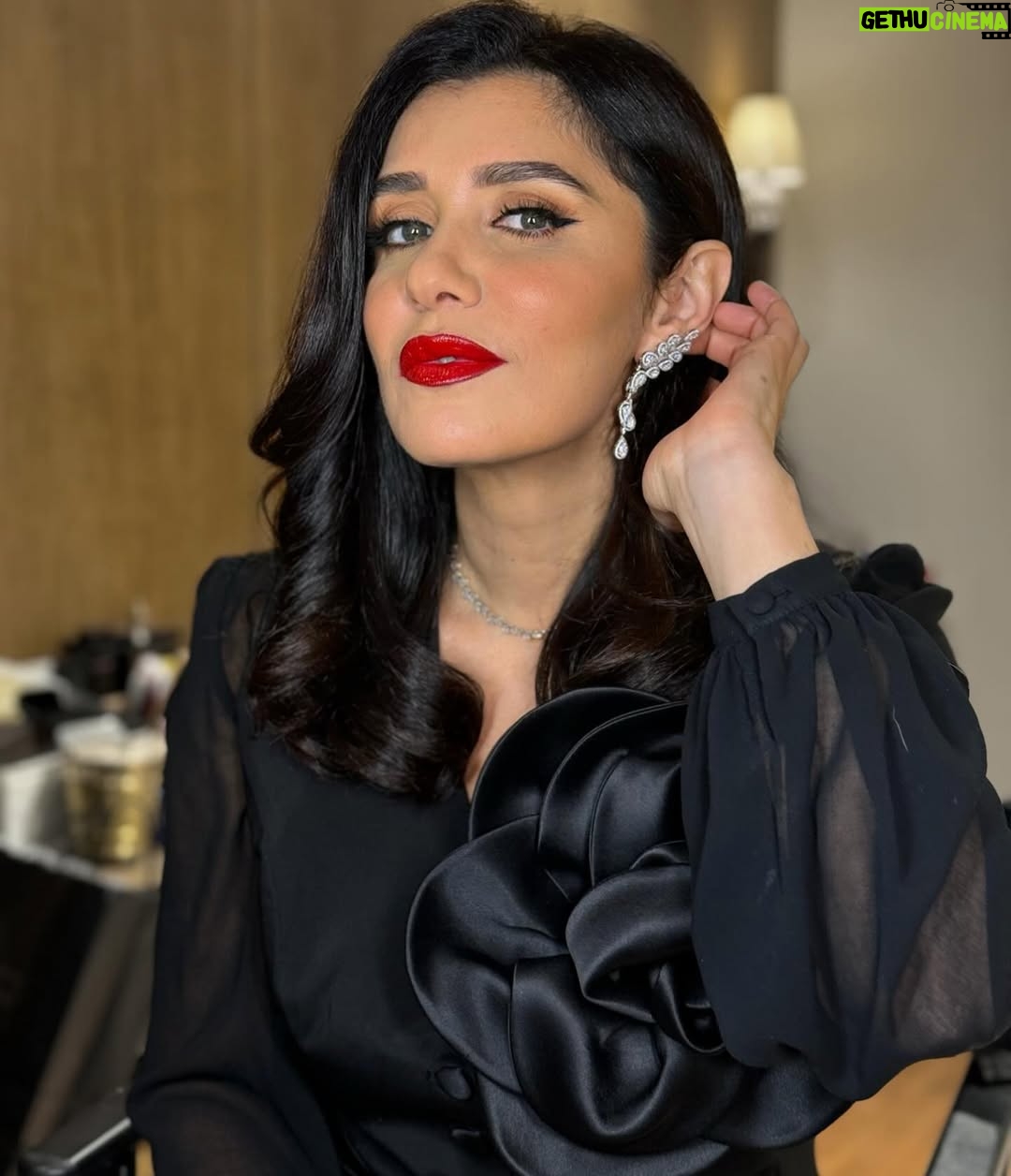 Ghada Adel - 82.9K Likes - It was a pleasure attending yesterday’s Event powered by Saudi Arabia 🇸🇦 Egypt 🇪🇬 it was an amazing night.
Stylist : @maissaazab @sahar.m.azab
Makeup : @makeupby_sherri
Hair : @maikel_abdo
Pants & Vest : @__mamzi__
Jewellery : @glamour.jewellery