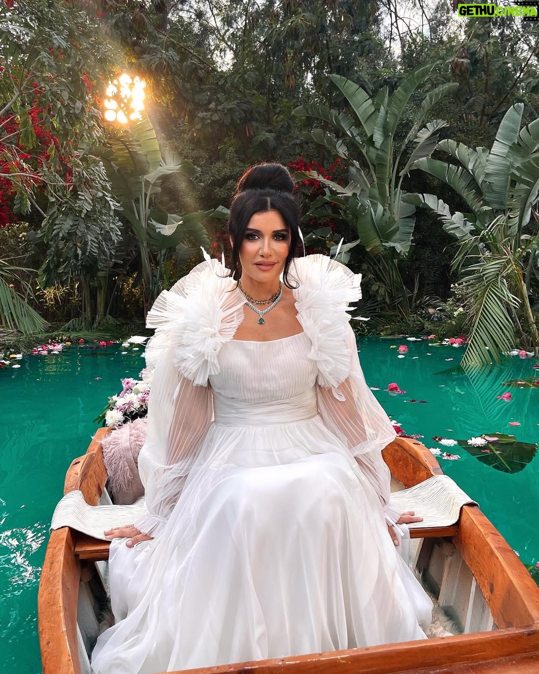 Ghada Adel - 47.2K Likes - Here’s to the first makeup look in “The MarQ” Ramadan Ad. with my love ,the magnificent @ghadaadel1 🤍🕊️
#wedyanmohy#celebritymakeupartist