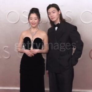 Gia Kim Instagram - Tagged along with my brother to this special night 🥹 Felt surreal like stepping into the real life set of a movie I’ve watched many times every year. A very humbling, motivating, inspiring experience. I shrieked like I was part of the Anora team whenever they won an award because I watched this movie 3 times in the cinema, once with Mikey’s QnA, (she truly murdered this role she deserves all the flowers💐) and I cheer for the heart of independent filmmaking as Mr. Sean Baker truly represents, and what it means for indie films to be dominating at the Oscars..!!! Sing Sing, A Real Pain, The Brutalist, The Substance, Flow, No Other Land 🤍 As an aspiring filmmaker, you are an inspiration!!! Was truly a testament that filmmaking is really just you telling a story you want to tell with as many or little people involved and as much money as you want/ have. And when you love your craft and dedicate yourself to it, the light shines through in the end no matter what. And yes, LONG LIVE THE CINEMA. As much as this industry will try to capitalize on the ever shortening attention span of our generations to come, I never want us to lose our love of cinema and watching movies on the BIG screen as they were meant to be savored.
I also loved the Substance and Sing Sing and wish they had won more things too but they will always be ICONIC films that truly changed something in me. I really want to watch I’m Still Here. Flow, I am so so happy you took home some accolades too, such a beautiful movie. What an intro to Latvia. I am so so so happy and grateful to be on this journey with all these brilliant creative seniors to look up to and be inspired by - and to be in the same room as so many of my idols… seeing Ms Whoopi and Oprah together talking about Color Purple, which was my favorite movie in middle school, was another very precious moment of the evening. Thank you so so much my dear brother @sangheonleesh for taking me to this unforgettable night I love you 🫶🏻🥹 What a way to reaffirm my path, my purpose. Let’s fight the good fight. ✊🏻 버티자. 즐기자. 버팀을 즐기자. 후보로 돌아오자.

HMU: @mikahairstylist @suziekbeauty ♥️