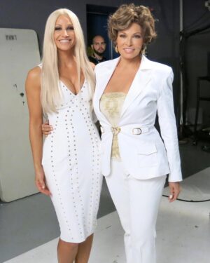 Gina Gershon Instagram - Happy International Woman’s Day!!!!
I AM RAQUEL WELCH airs today March 8 on the CW (8-10pm ET) i was so lucky to get to work with Raquel when I played Donatella Versace- she played my Aunt. We had a ball and became pals. She was a real trailblazer. icon. And yes a sex symbol. Smart.  Took on MGM and won aher lawsuit for 10 mil - unheard of then.  Loved her. Check out this Documentary #iamraquelwelch  You will be surprised . She was a baller for sure.  Premiering tonight!
On #internationalwomansday no less! ❤️❤️❤️🥂 #raquelwelch #cw #versace #icon