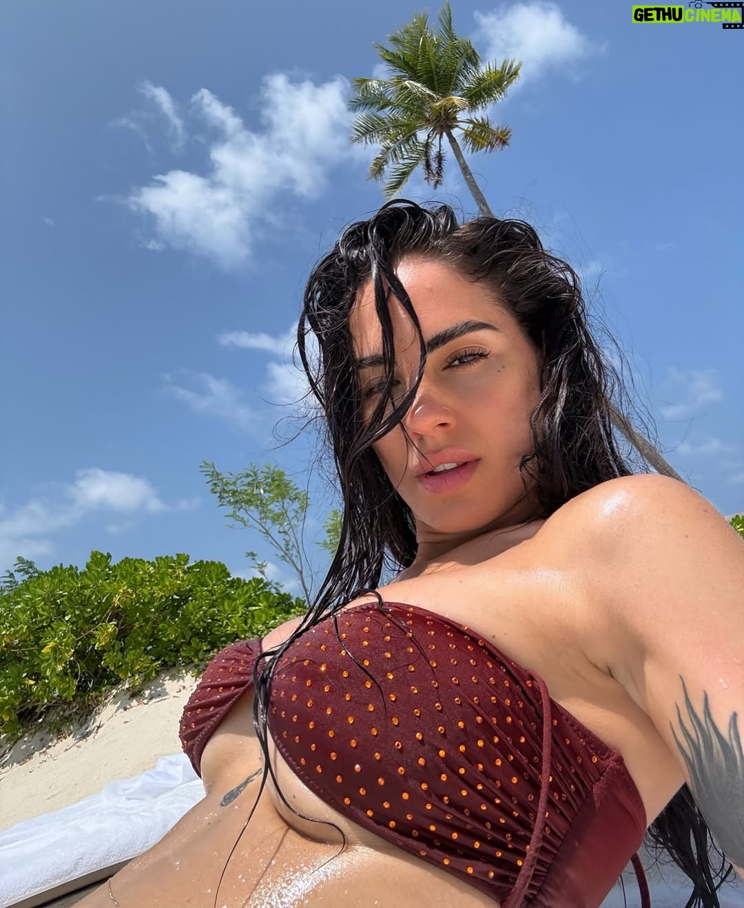 Giulia De Lellis - 219.5K Likes - Vorrei potesse non finire mai