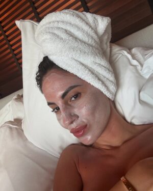 Giulia De Lellis Instagram - 🥥🤍🐚🌴🫶🏻🏹