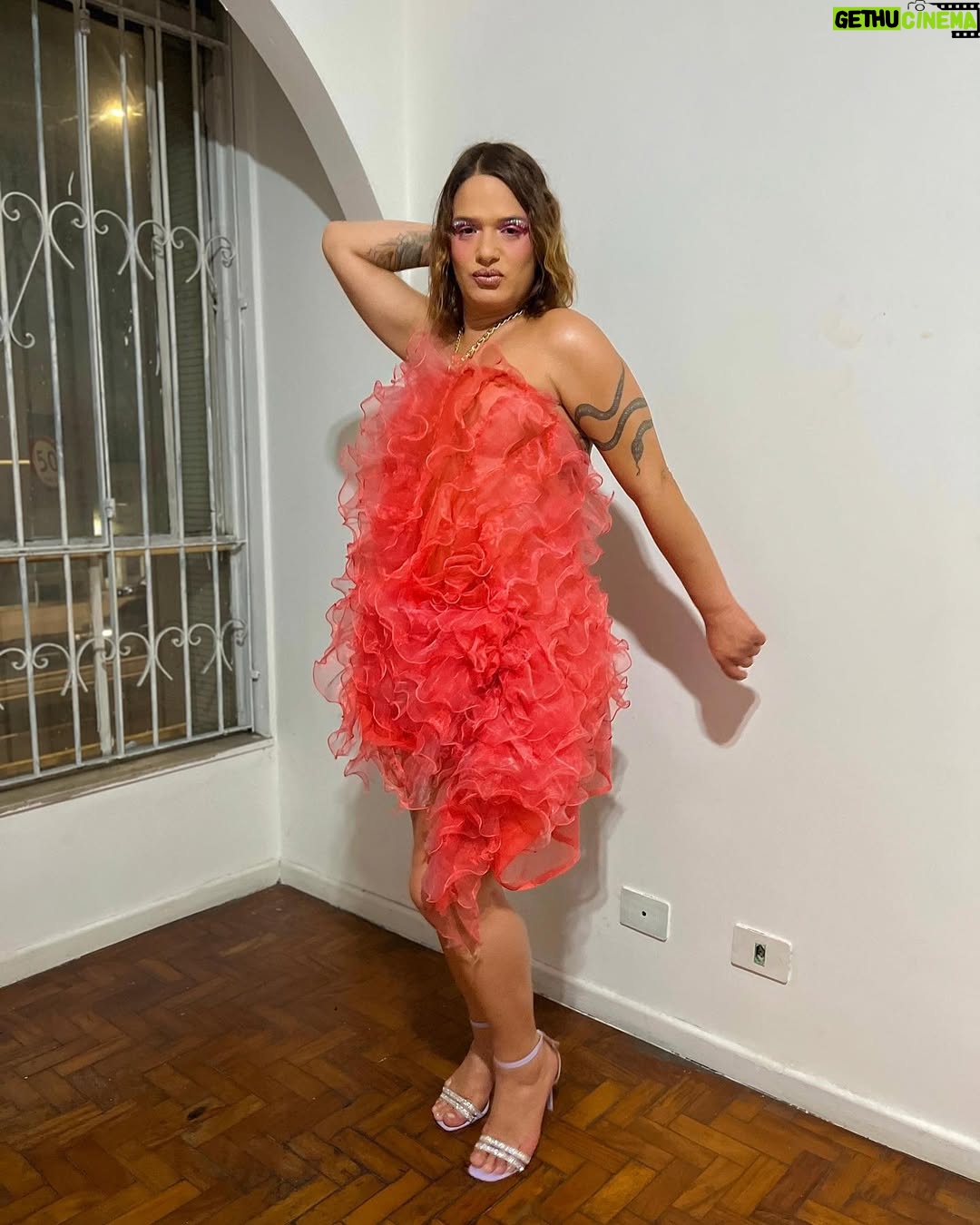 Glamour Garcia - 691 Likes - FÊNIX SEMPRE❣️❣️❣️
MAIS CORES E AMOR ❣️❣️❣️
MEGA OBRIGADA @gumajoana E @rafaelbentorosa POR TRAZEREM MAIS VIDA PROS NOVOS PROCESSOS ❣️❣️❣️
SAUDADES @terceiro_milenio PRA SEMPRE NO MEU CORAÇÃO 🧡❤️🧡❤️🧡🧡❤️