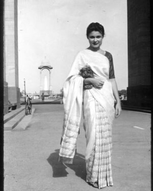 Gloria Steinem Instagram - I first discovered the great problem of history only telling stories through the dominant lens when I lived in India for two years after college and visited with Kamaladevi Chattopadhyay, a colleague of Gandhi’s and a founder of the nationwide handicraft movement. 

This week on Substack, I’m sharing the story of how tea with Kamaladevi transformed my understanding of women’s history. You can find it at the link in my bio.

Photograph in India, 1950s. Unknown photographer. From the archives of @gloriasfoundation