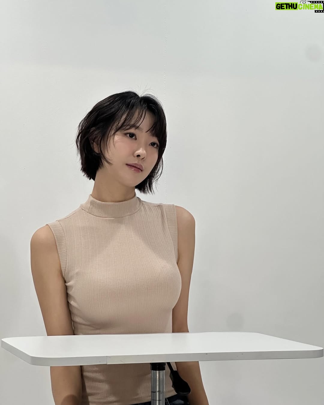 Go Won-hee - 72.4K Likes - ė¶ėė¬ģģ ģ“ź²Øė“ė ¤ź³ ė¼ģ ģ ė