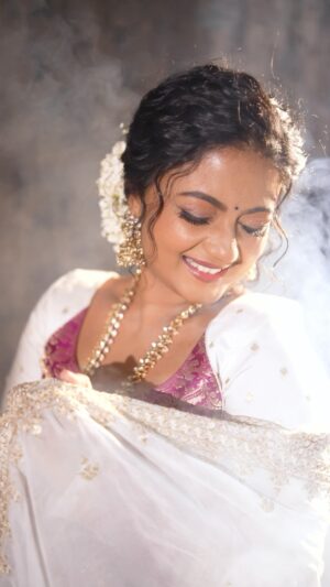Gomathi Priya Instagram - sometimes
life is about risking everything
for a dream nobody can see but you #gomathipriya #priyabalakumaran #priyabalakumaran_gp #gp #nothingbutpriya #meena #siragadikkaaasai #vijaytelevision #actress #television #behappy #bekind #bleesed #spreadlove #breathingdreamslikeair