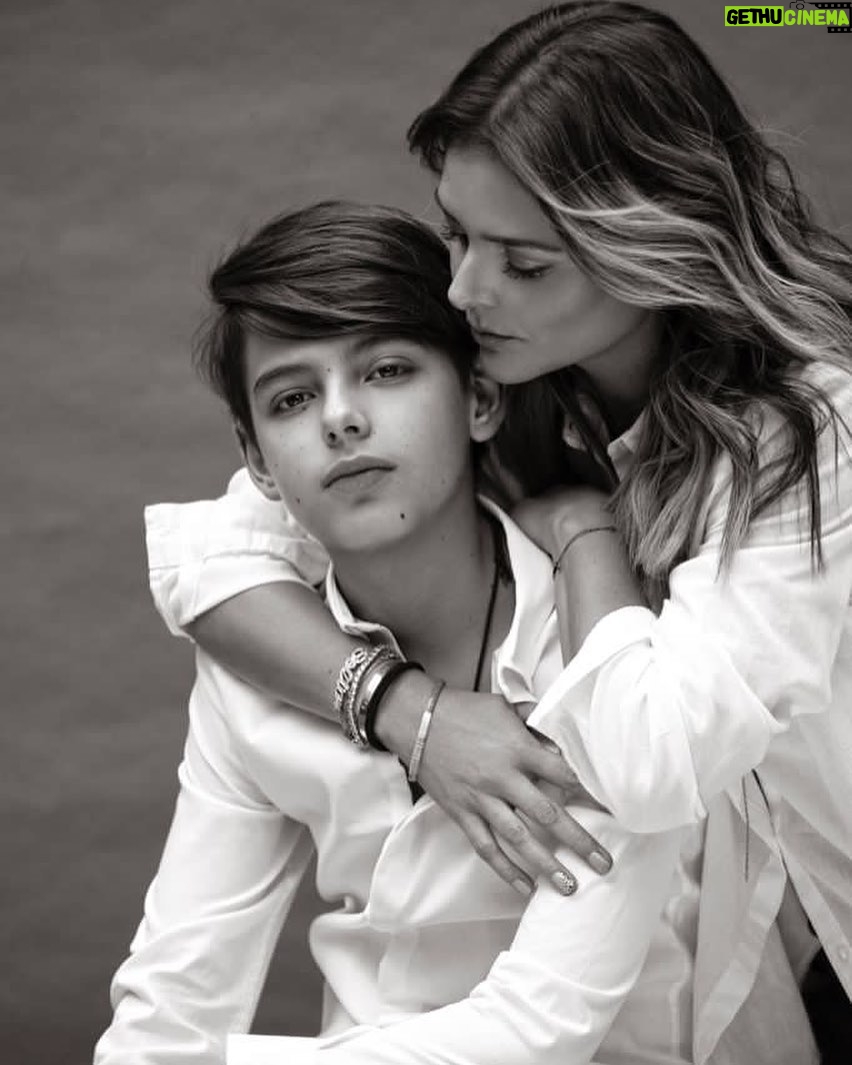 Gretel Valdez - 75.8K Likes - Estar a tu lado me hace inmensamente feliz. Tu luz, tu magia ,tu amor es lo que le da sentido a mi vida. 13 aƱos de tenerte a mi lado y los cuales no cambiarĆa. Te amo amor mĆo hasta el infinito, soy la mamĆ” mĆ”s orgullosa. @santopuroamor š„°
Foto: @urielsantanafoto
Makeup: @ger.parra
Hair: @Gabiokka