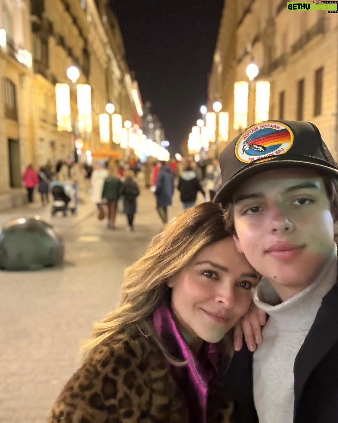 Gretel Valdez - 24K Likes - Feliz Navidadšā„ļø . Todo lo mĆ”s lindo š« hoy solo quiero compartirles que soy la mujer mĆ”s feliz y mĆ”s afortunada, gracias a todos ustedes que son parte de esta felicidad que hoy y siempre iluminen sus š”š«¶š» #todoconamor #feliznavidad